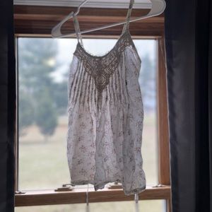 White floral tanktop